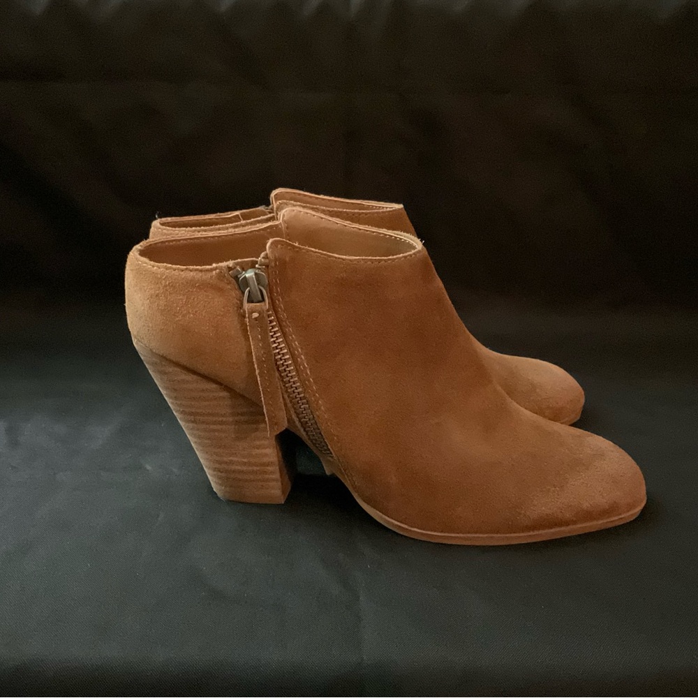 Dolce Vita Raul Suede Western Booties